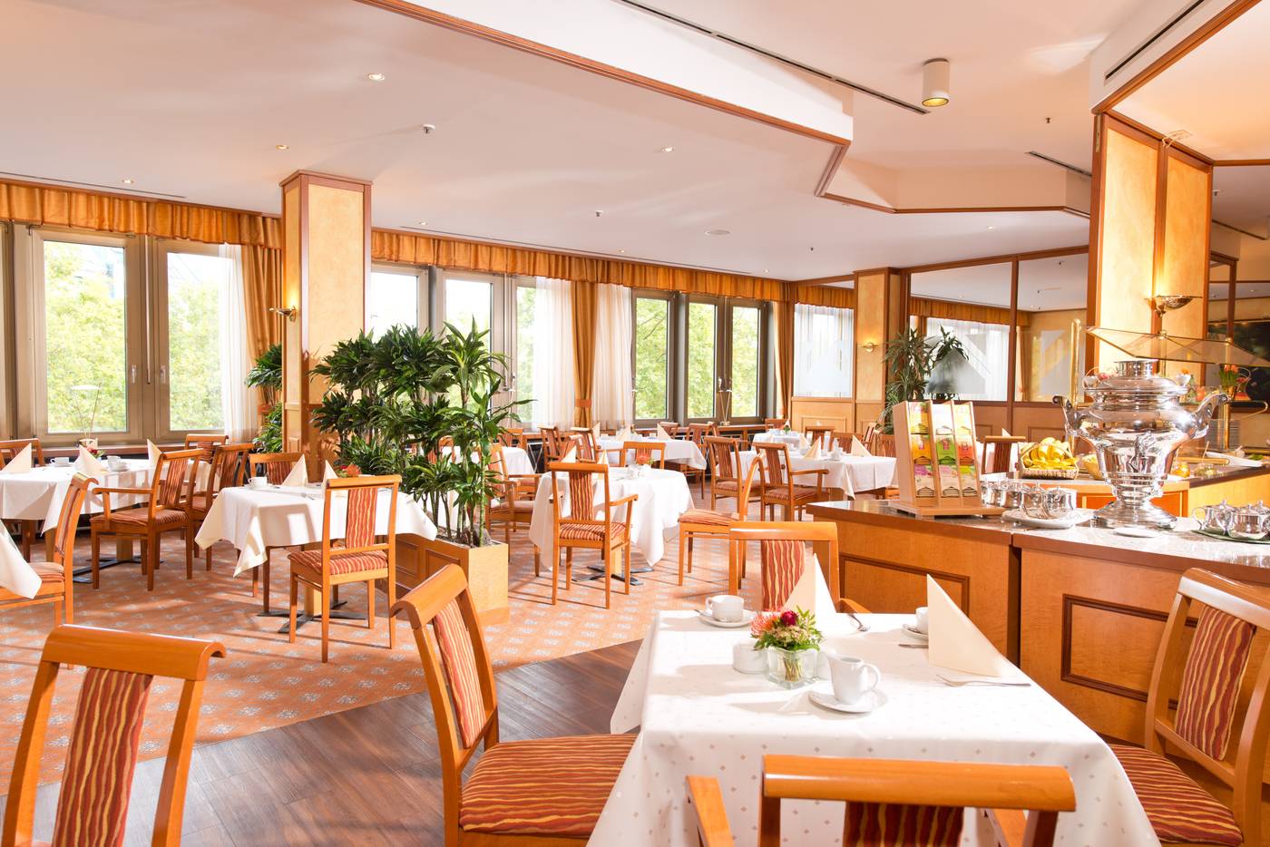 Steglitz-International-Restaurant-23