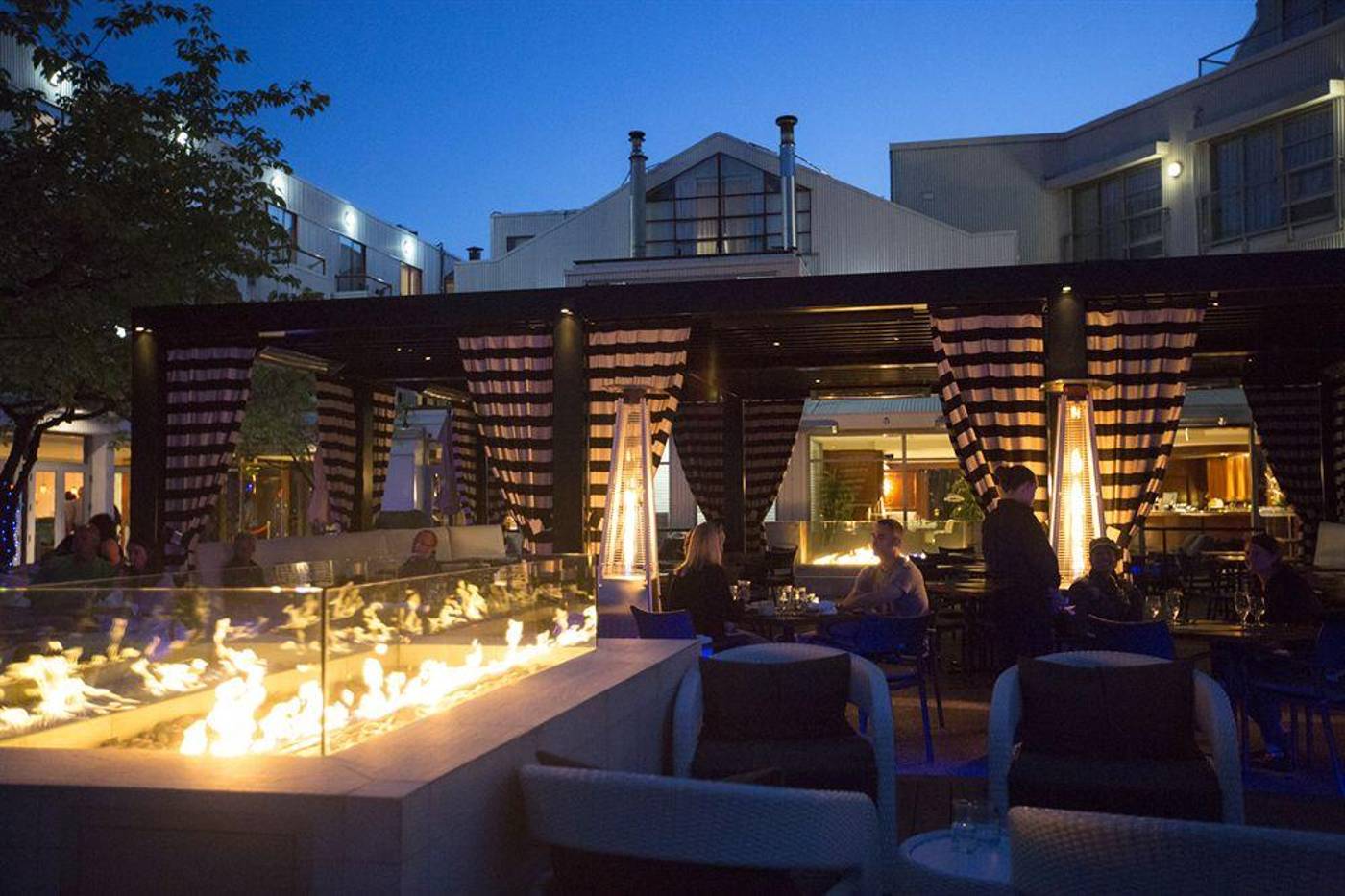 Granville-Island-Hotel-Terrace-35