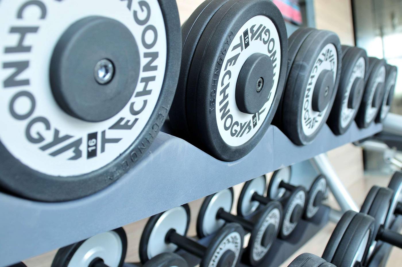 Radisson-Blu-Residence-Dubai-Marina-Sports-and-Entertainment-62