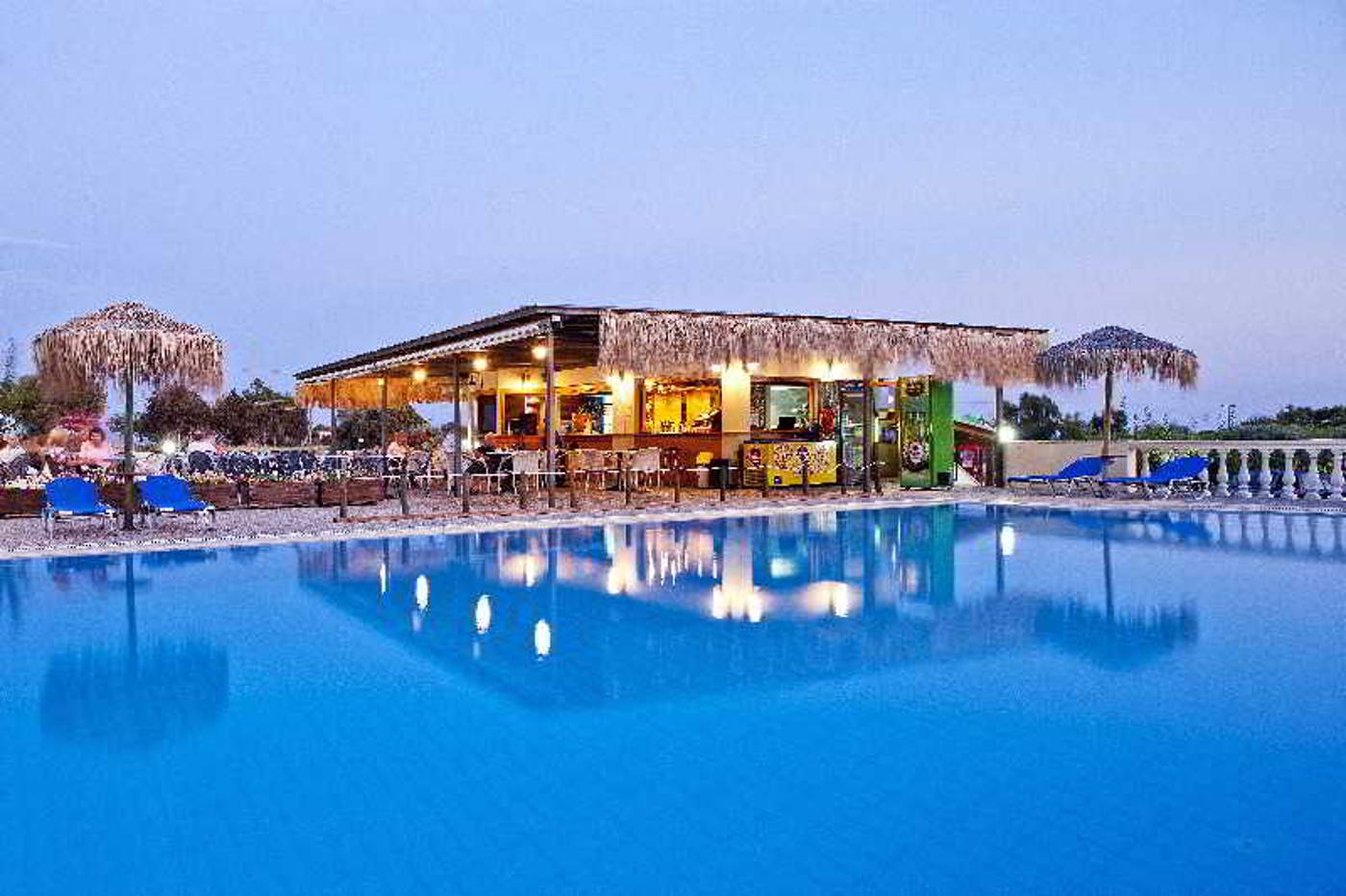 Ionian-Sea-Hotel-villas---Aqua-park-Bar-10