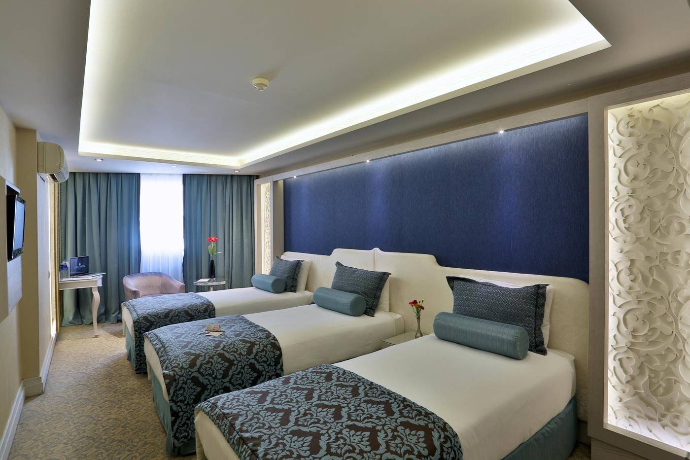 Hotel-Zurich-Istanbul-Room-18