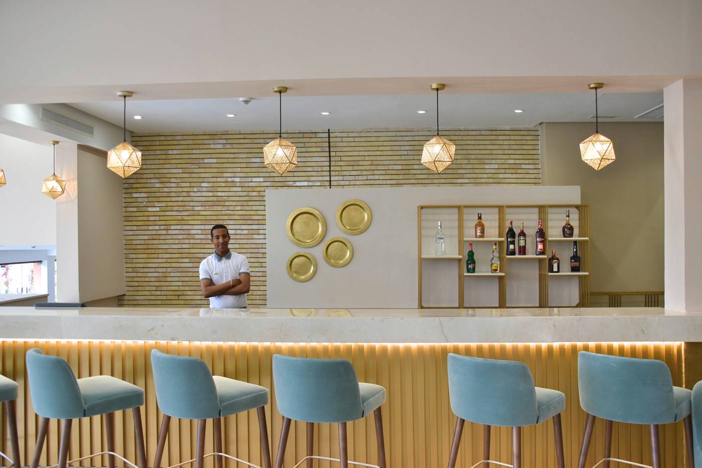 TUI-BLUE-Medina-Gardens---Adults-Only-Bar-51