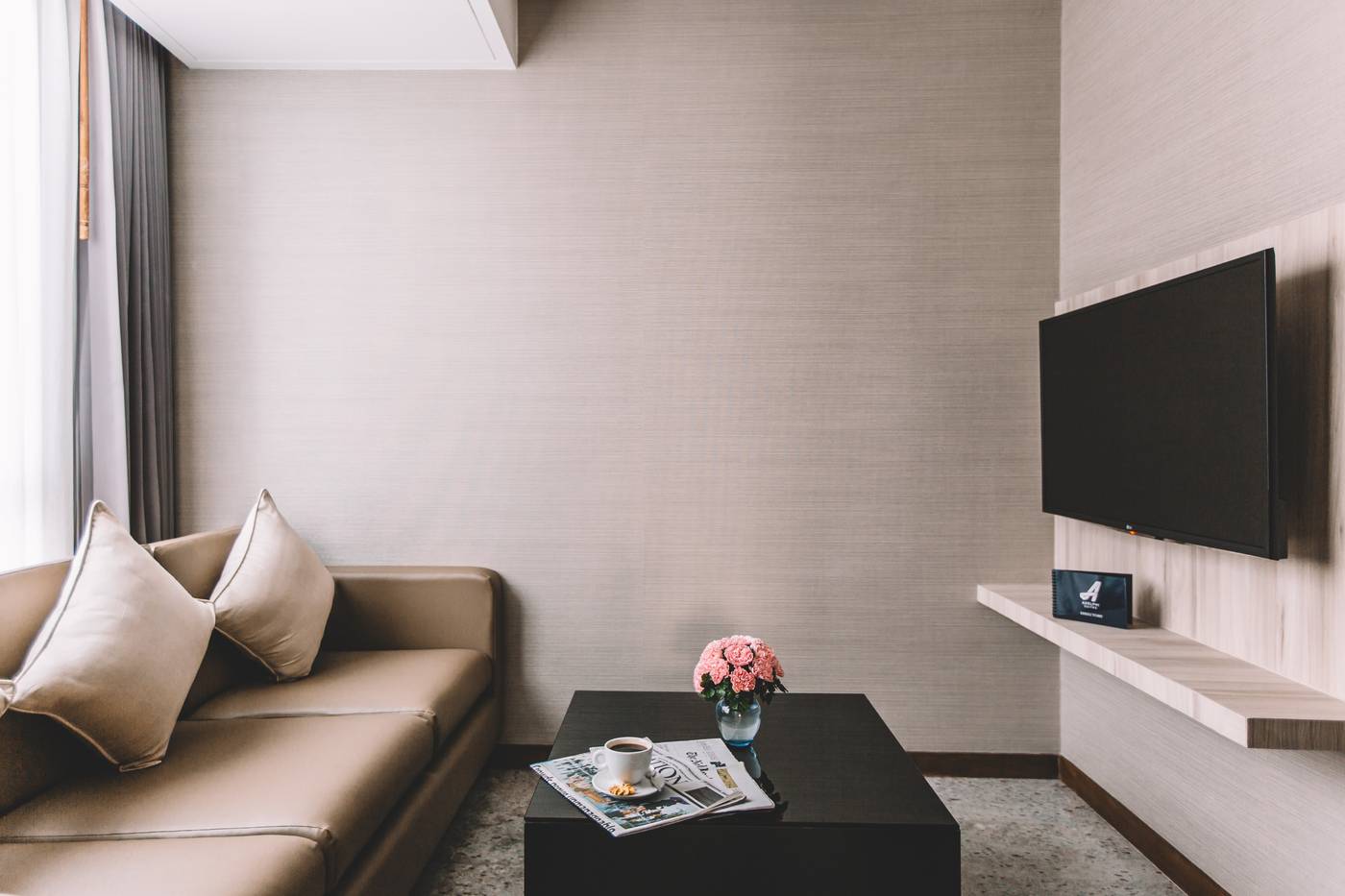 Adelphi-Suites-Bangkok-Room-58