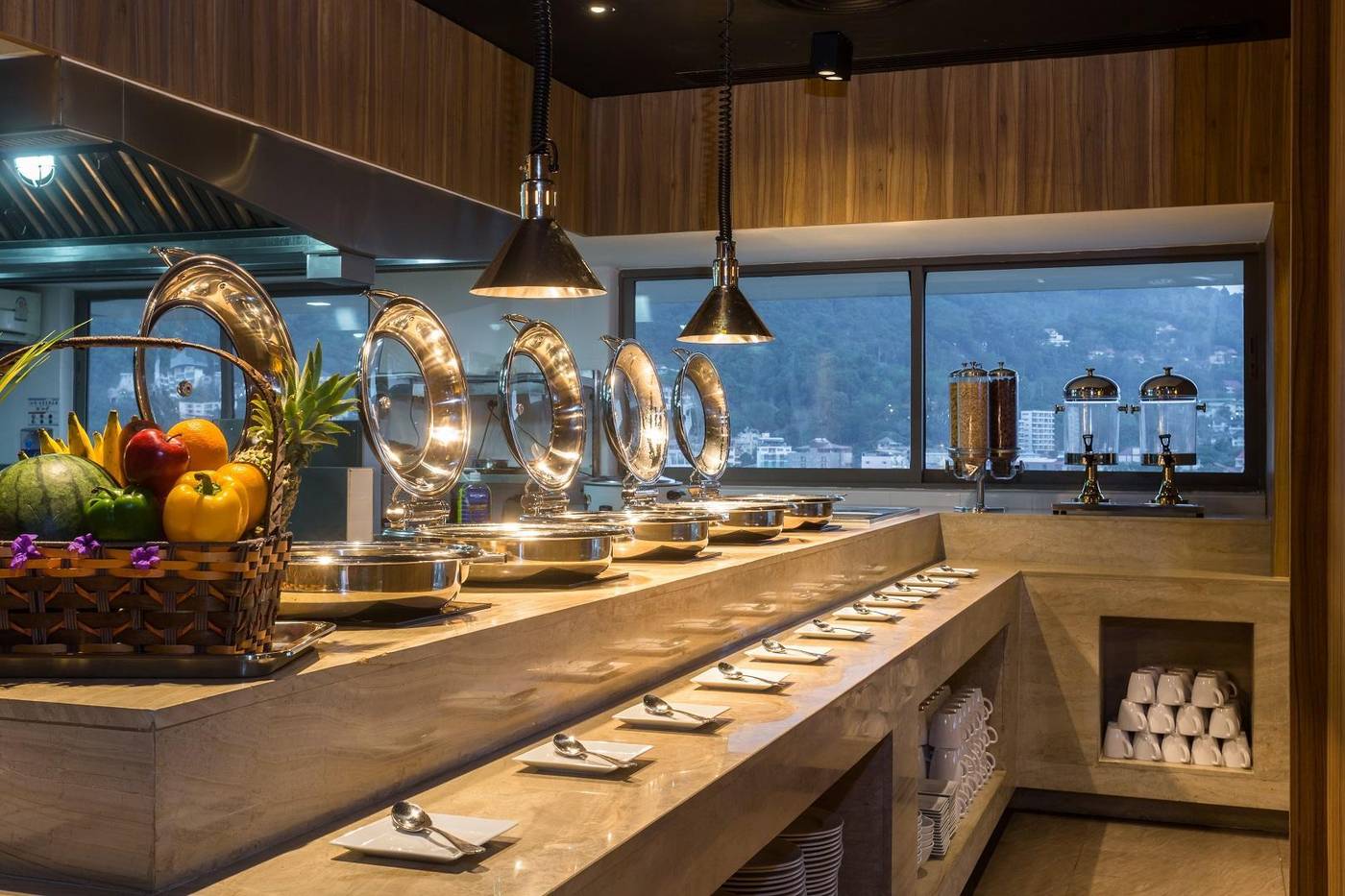 Oakwood-Hotel-Journeyhub-Phuket-Restaurant-27