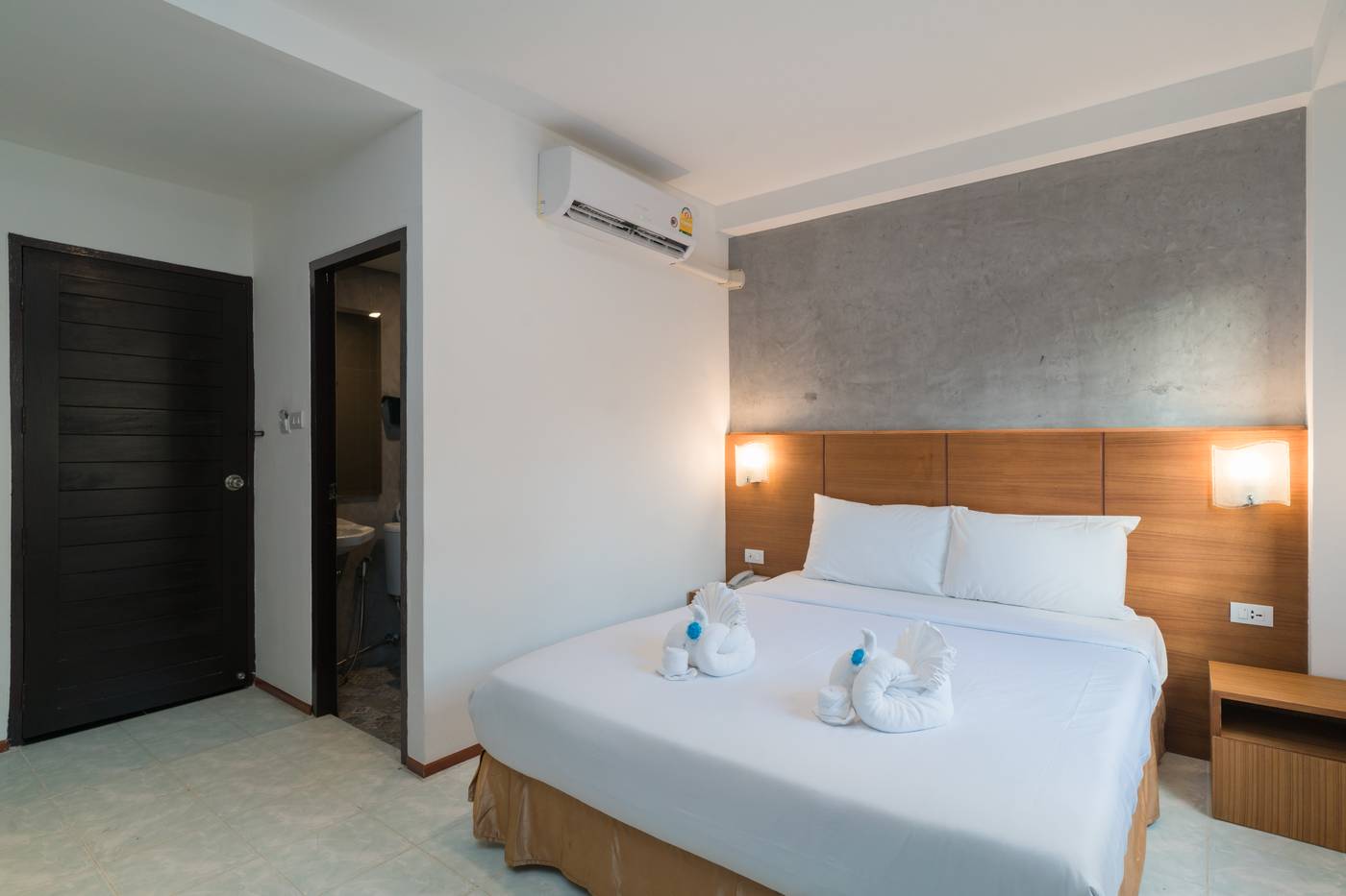 Patong-Swiss-Room-12