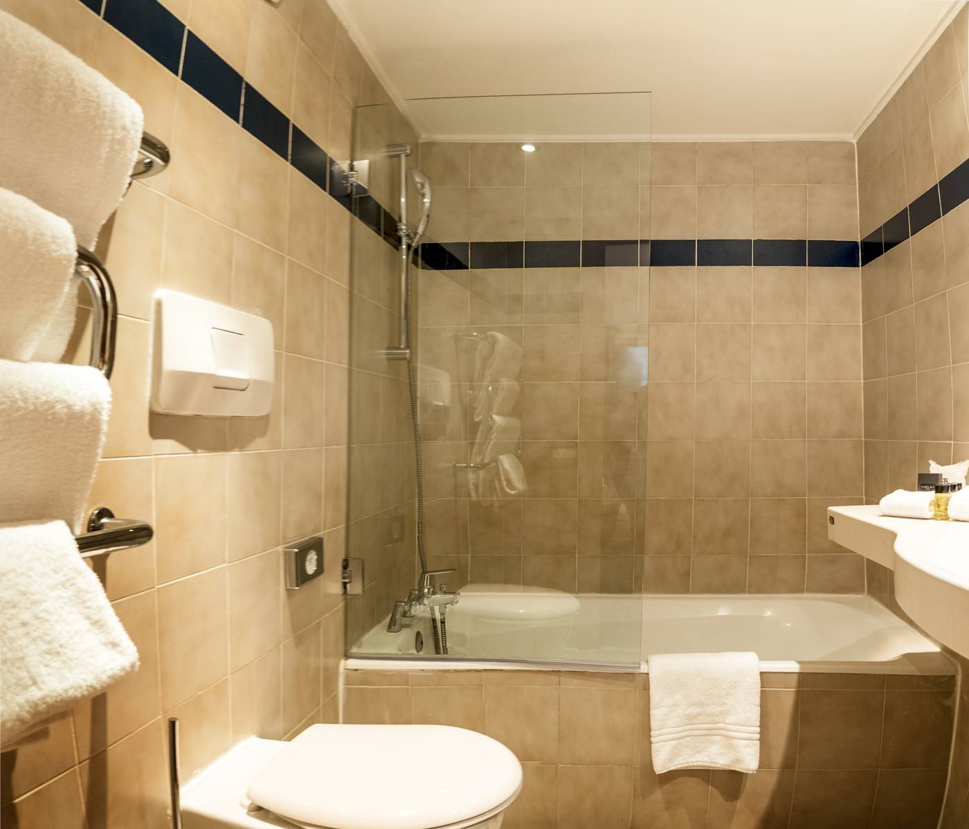 Saint-James-Albany-Paris-Hotel-Spa-Room-50