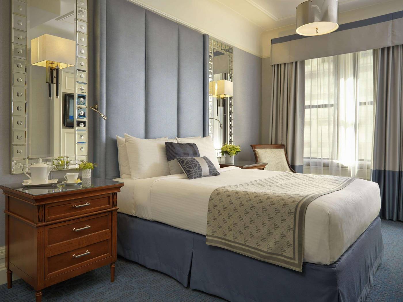 The-Fairmont-Copley-Plaza-Room-8