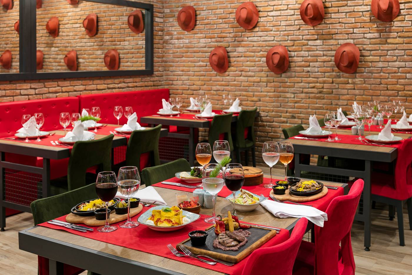 Kefaluka-Resort-Restaurant-53