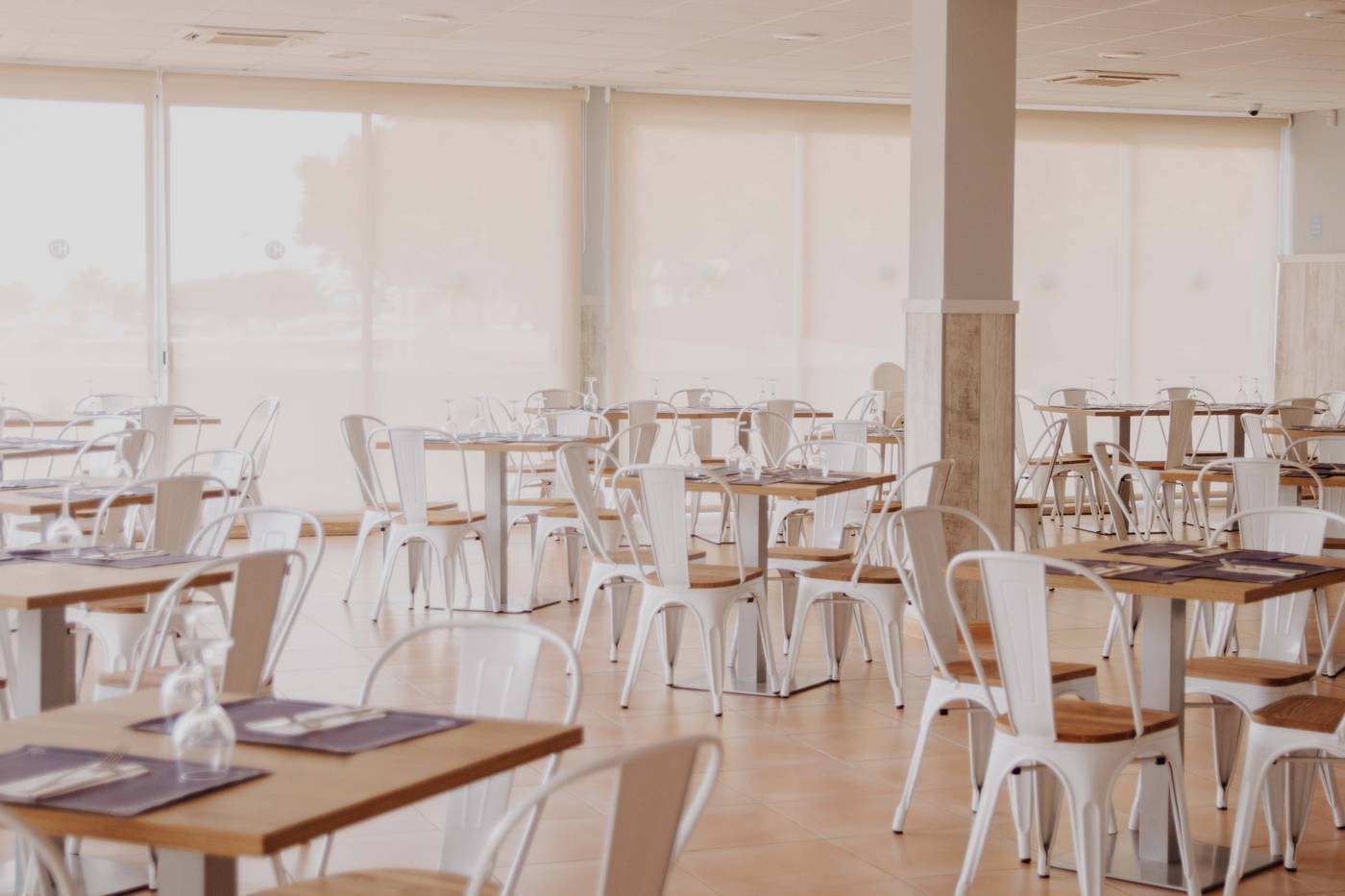 Isla-del-Aire-Bar-19