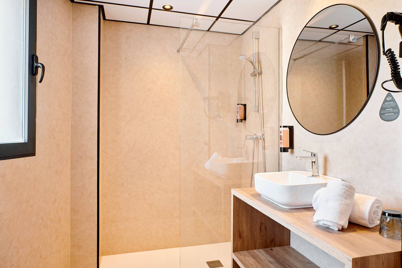 tent-Torremolinos-Room-22