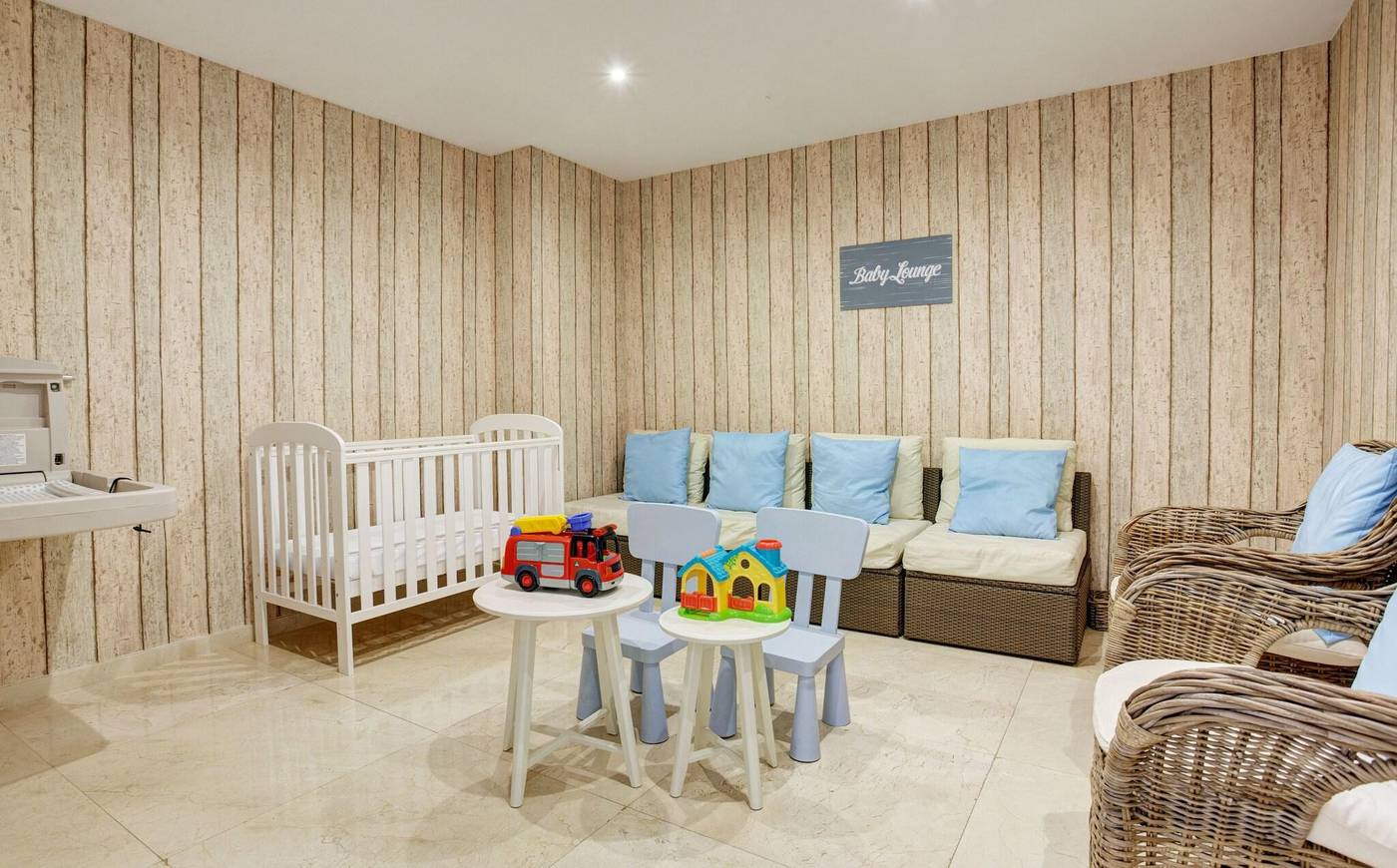 Grupotel-Mar-de-Menorca-Sports-and-Entertainment-61