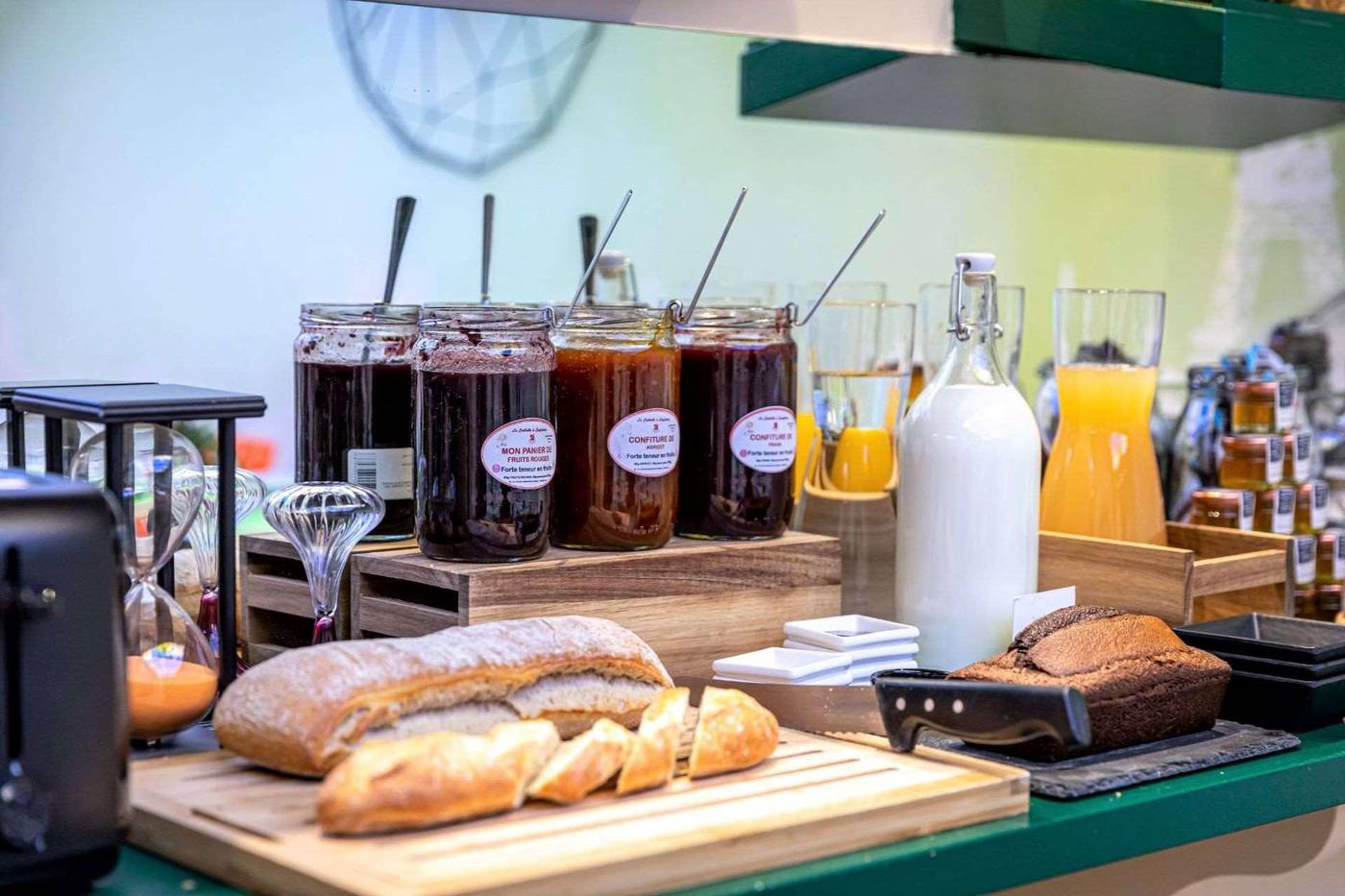 Hotel-Ariane-Montparnasse-by-Patrick-Hayat-Room-59