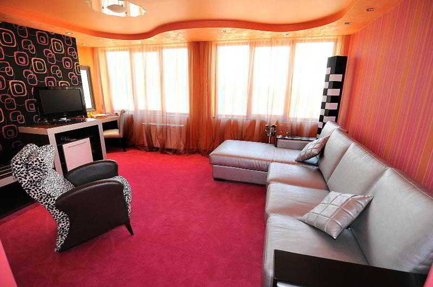 Leipzig-Bulgaria-PLOVDIV-Room-10