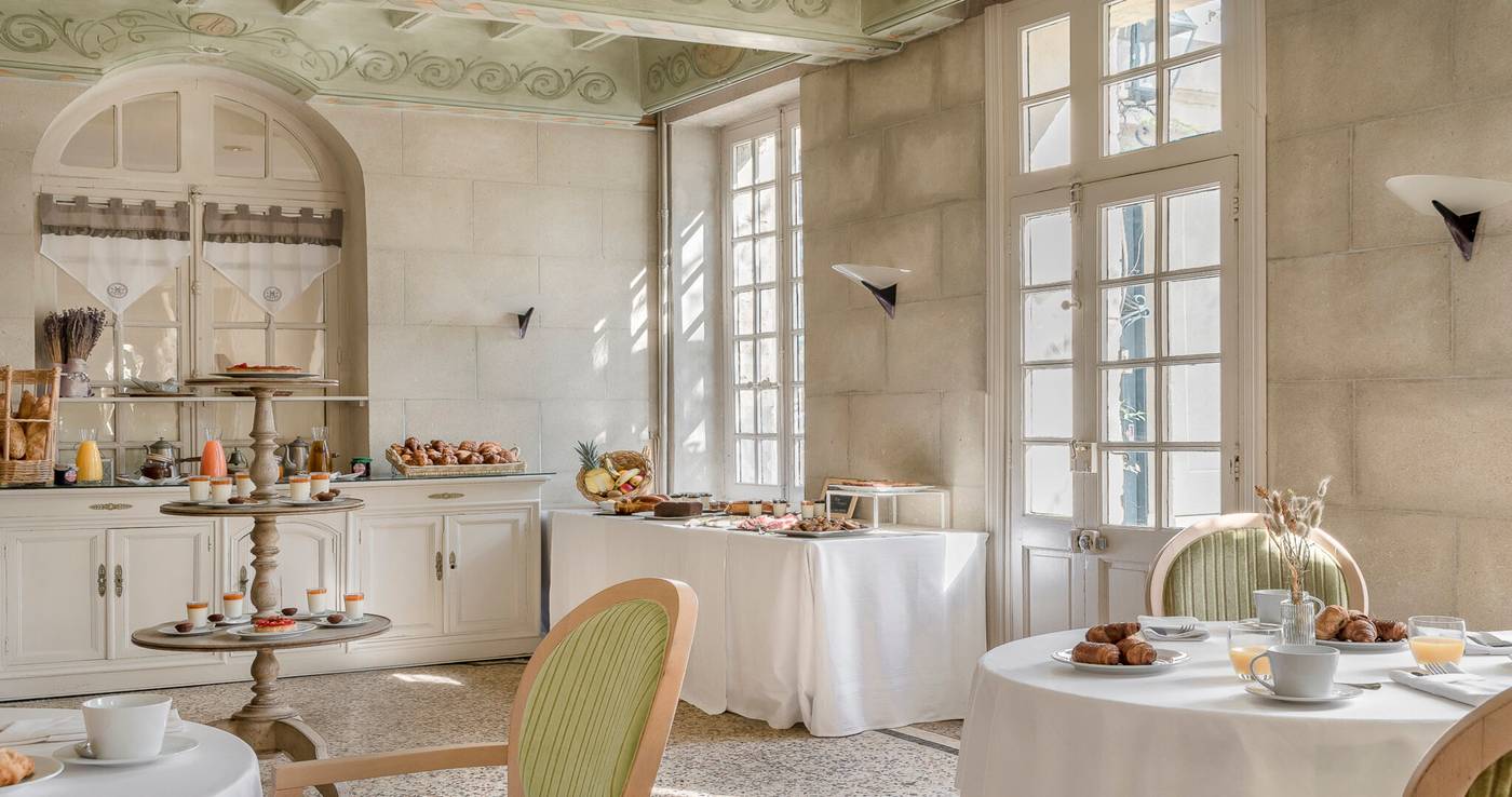 Najeti Hotel La Magnaneraie-France-VILLENEUVE LES AVIGNON-General view-4