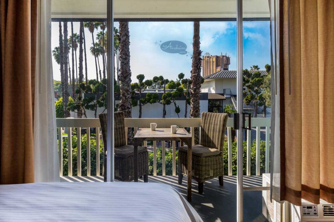 The-Anaheim-Hotel-Room-30