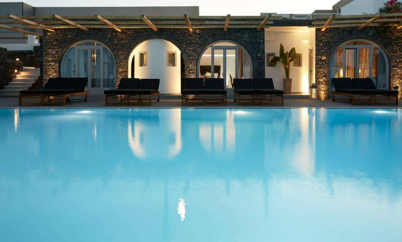 Kalisti-Hotel---Suites-Room-5