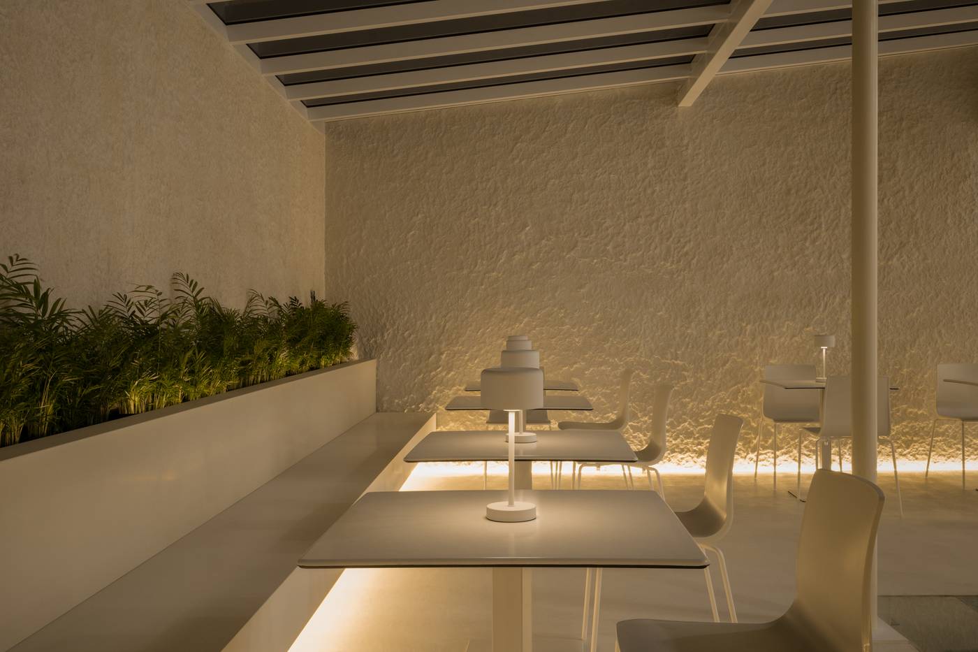 Hotel-Hello-Plovdiv-Lobby-3