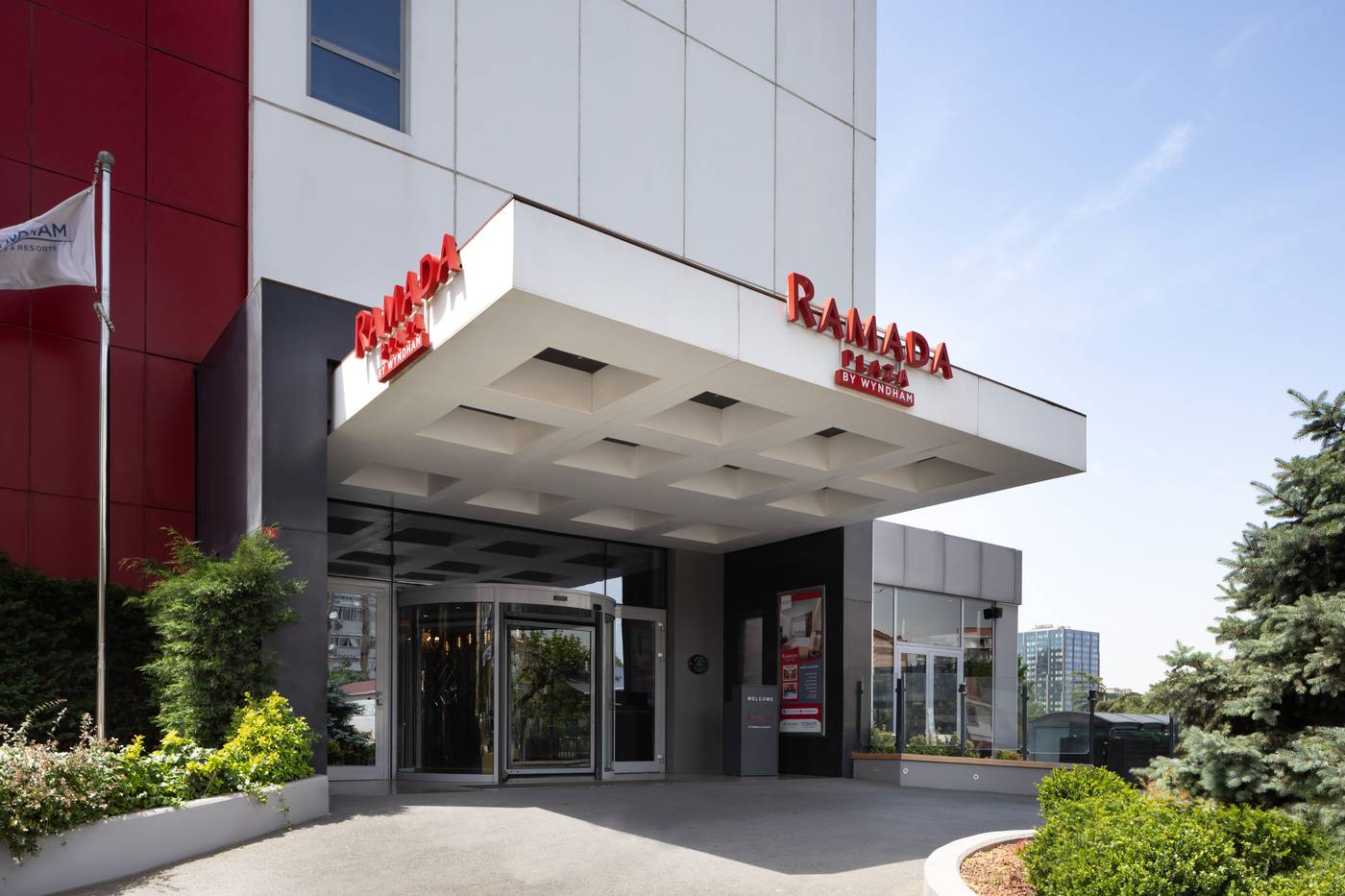 Ramada-Hotel---Suites-by--Istanbul-Atakoy-General-view-2