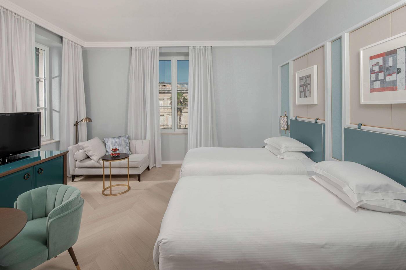 Hilton-Imperial-Room-17