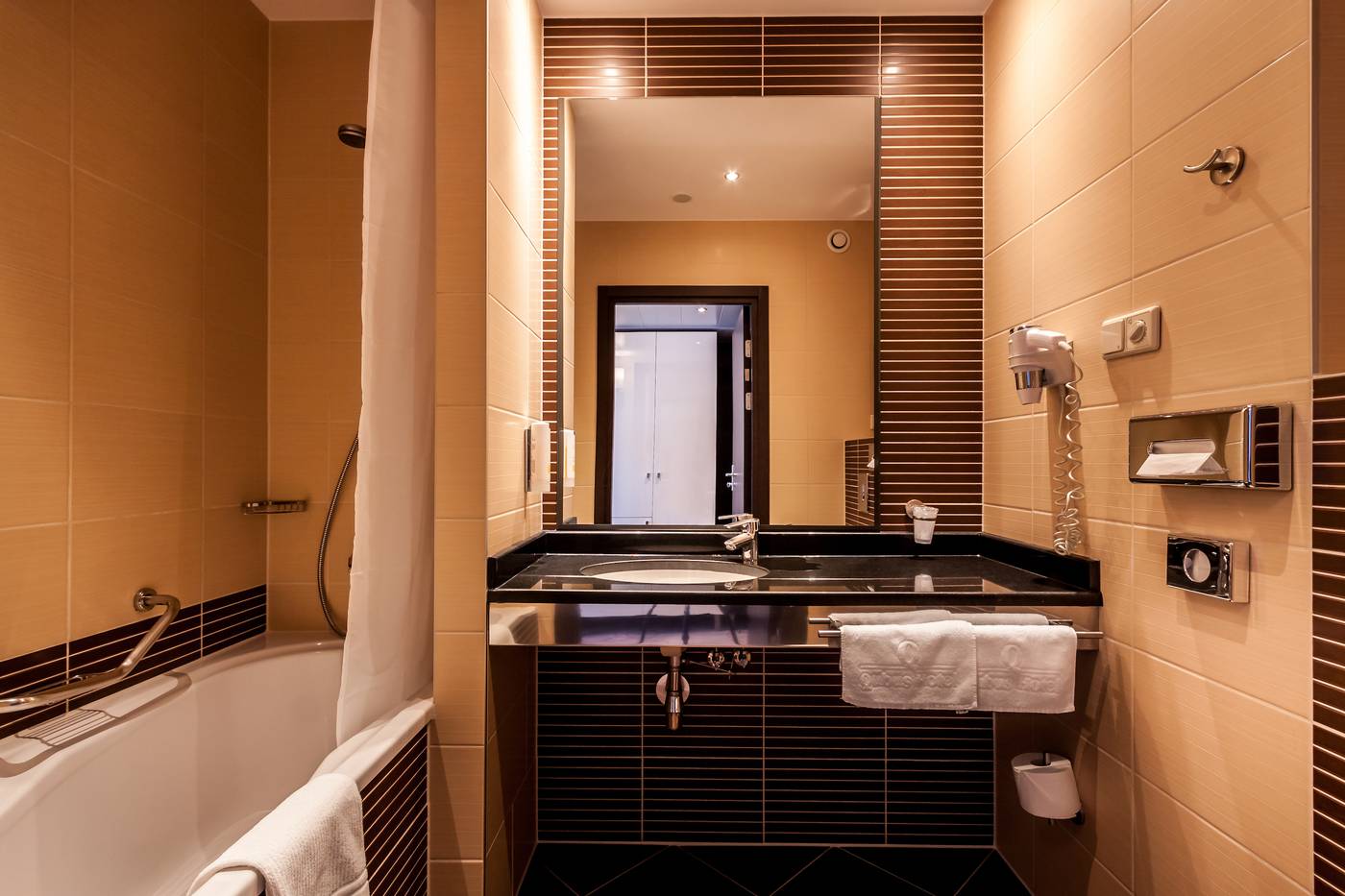 Qubus-Hotel-Krakow-Room-27