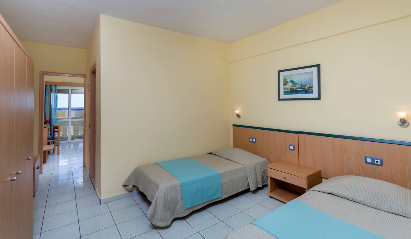 Dessole Blue Star Resort