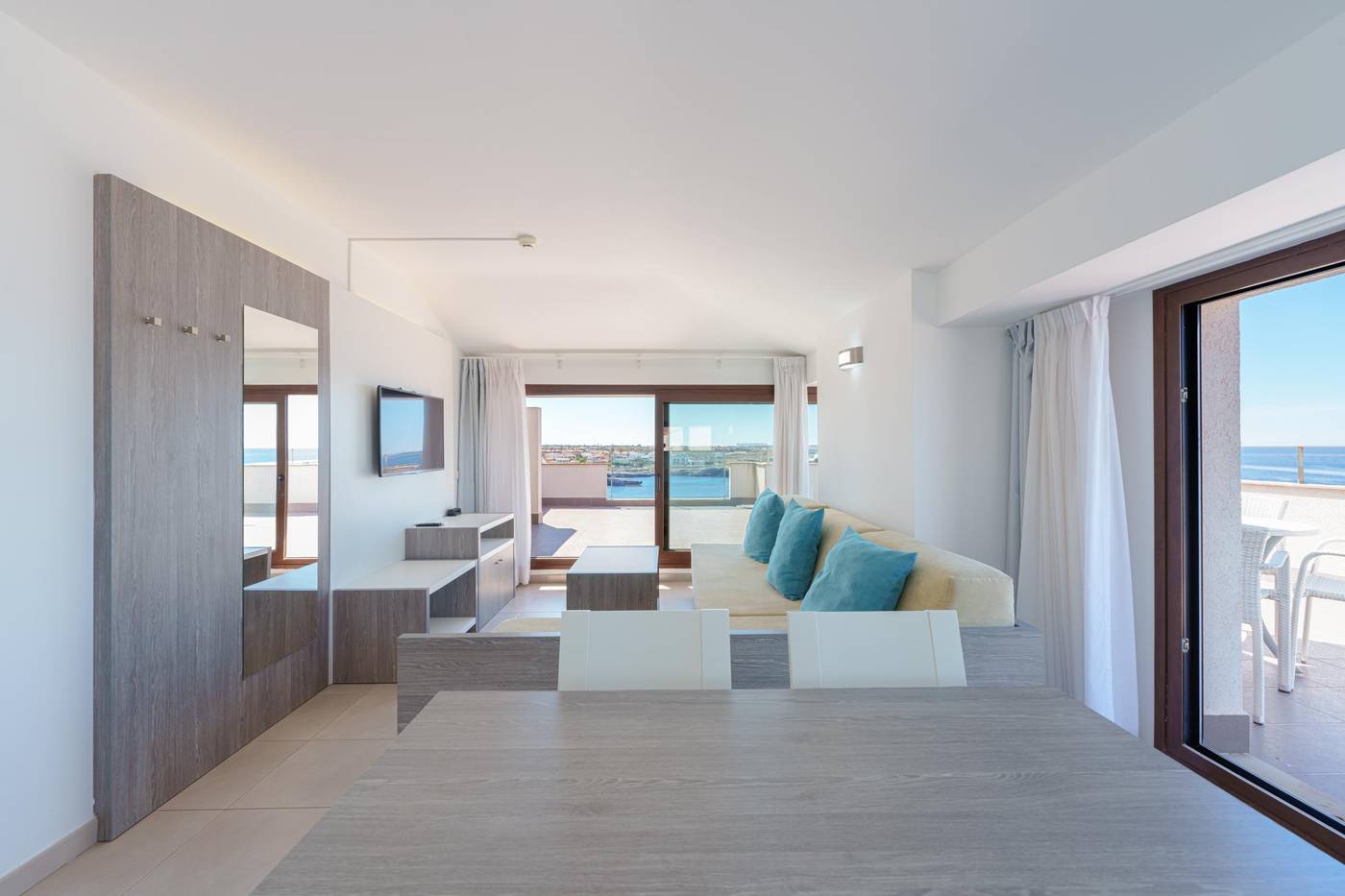 Caprice-Skyline-Aparthotel-Room-42