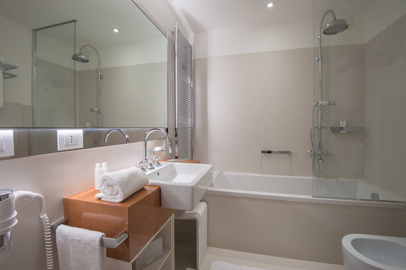 Rialto-Hotel-Room-24