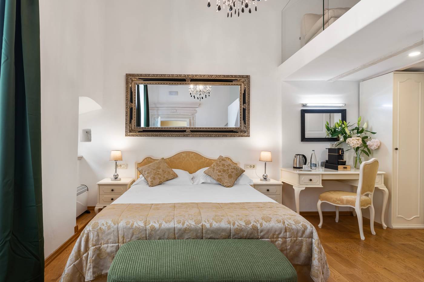 Palmotta-Palace-Room-8