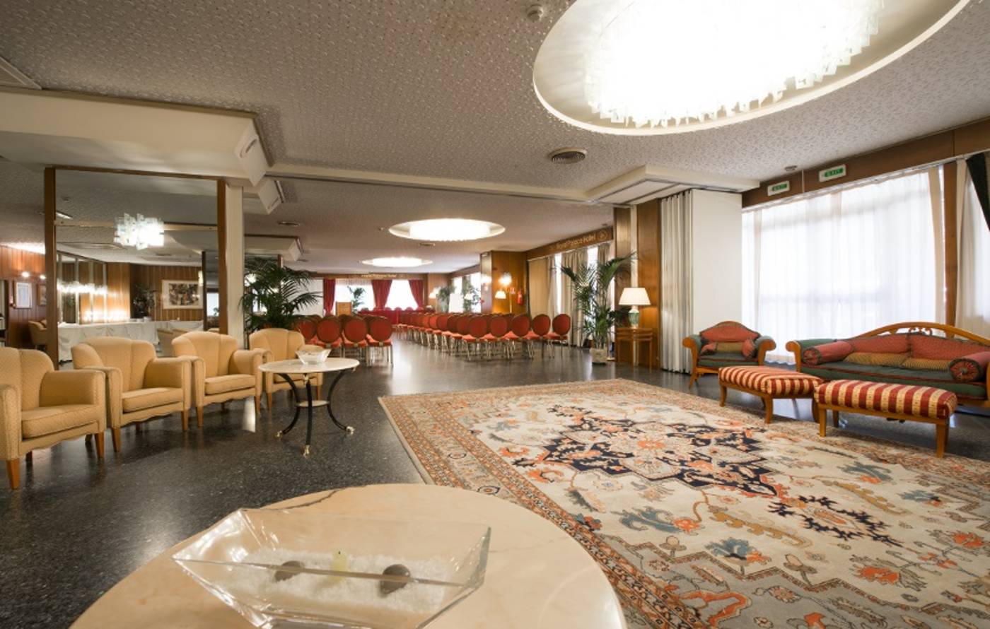 Royal-Palace-Restaurant-23