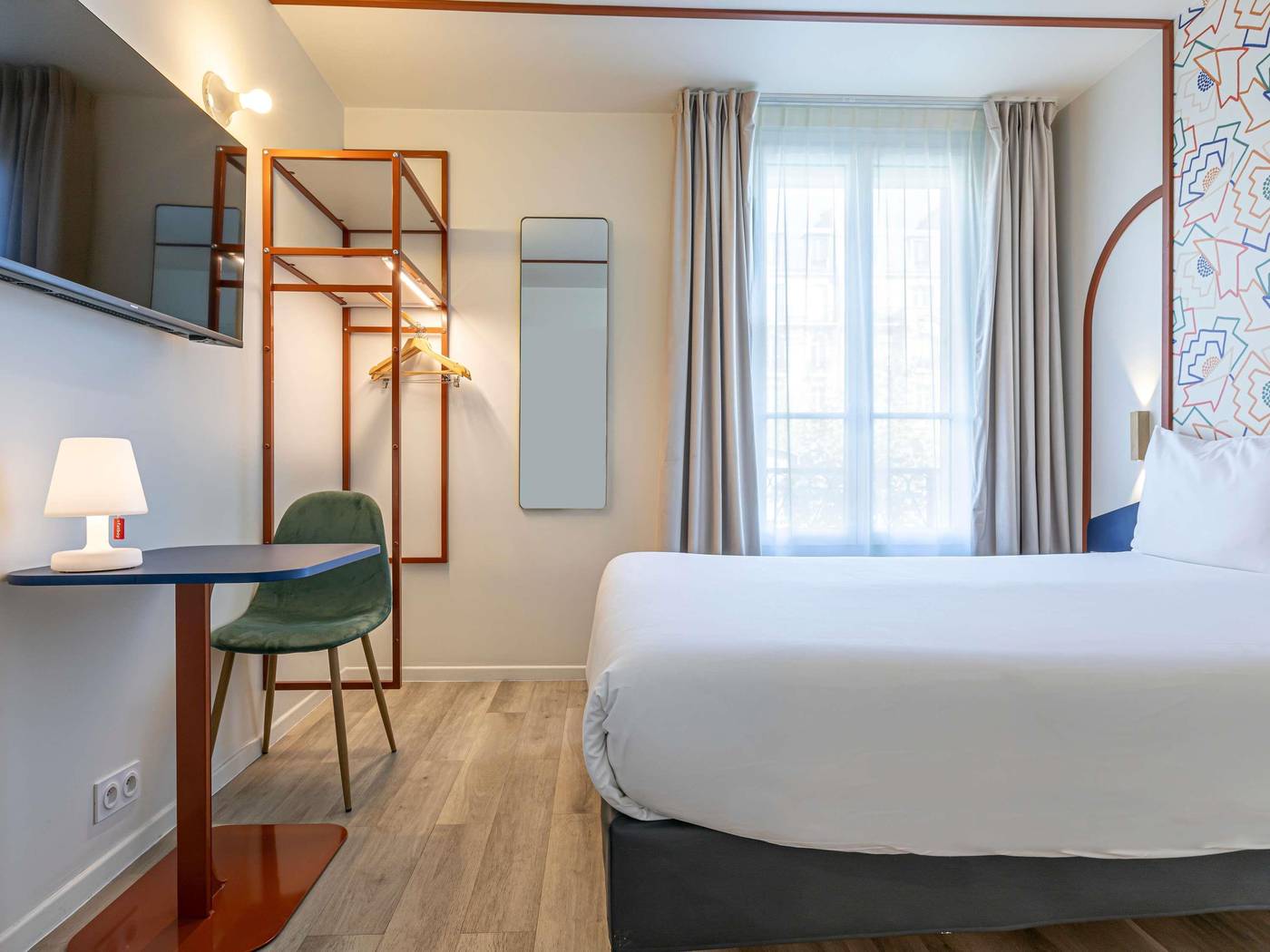 Ibis-Styles-Paris-Cambronne-Room-5