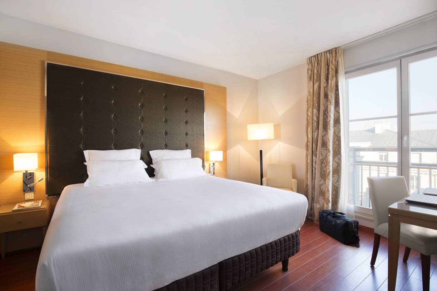 Relais-Spa-Chessy-Room-18