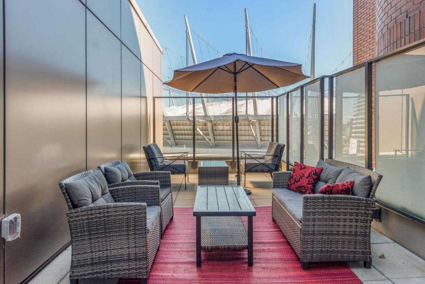 YWCA-Hotel-Vancouver-Terrace-34