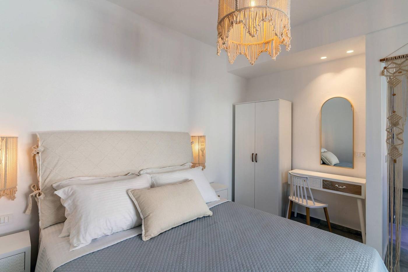 Santorossa-Luxury-Villas-Room-27