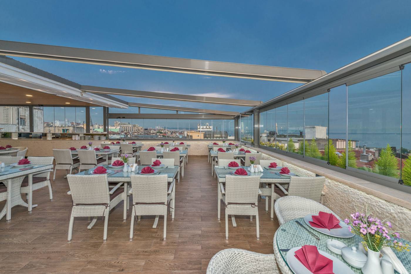 Selenay-Hotel-Restaurant-20