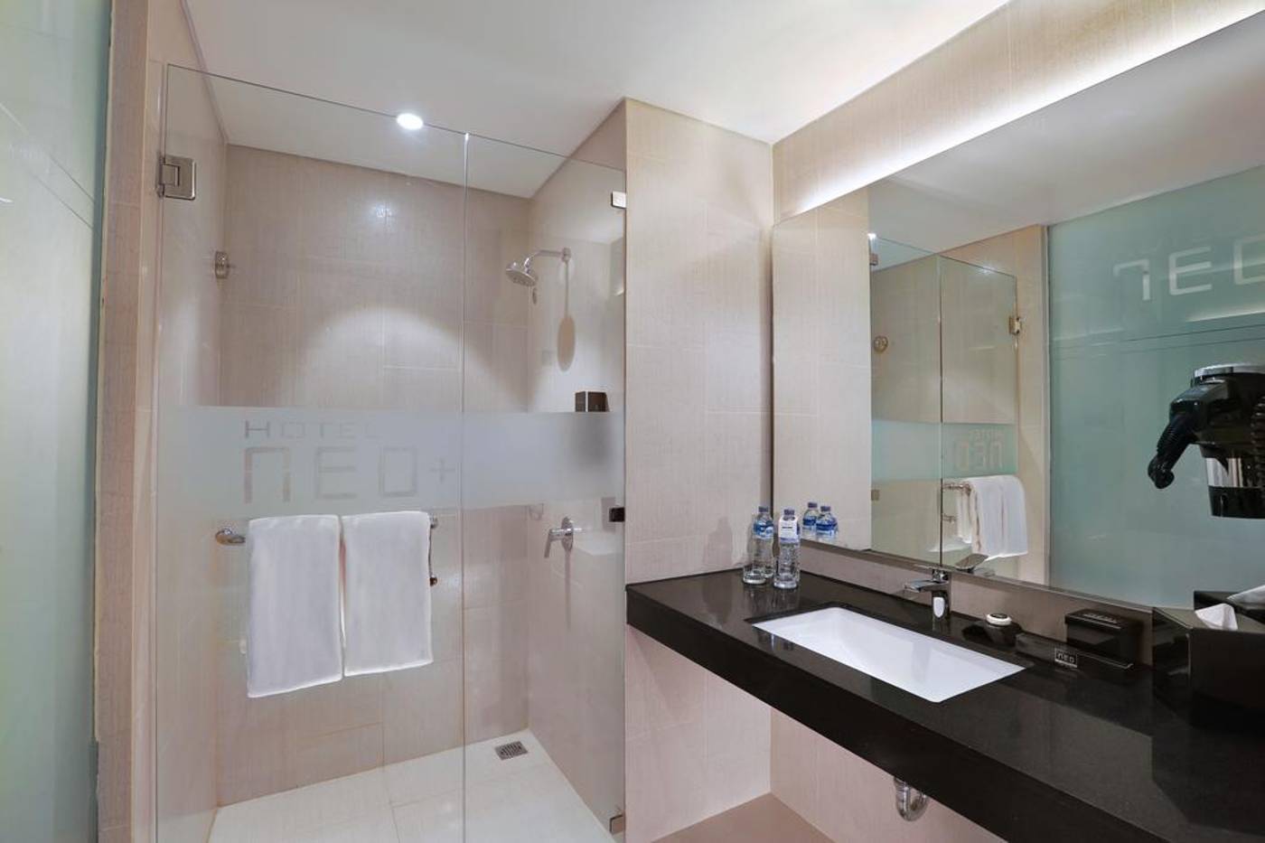 Hotel Neo+ Kuta Legian by ASTON-Indonesia-Kuta-Room-6