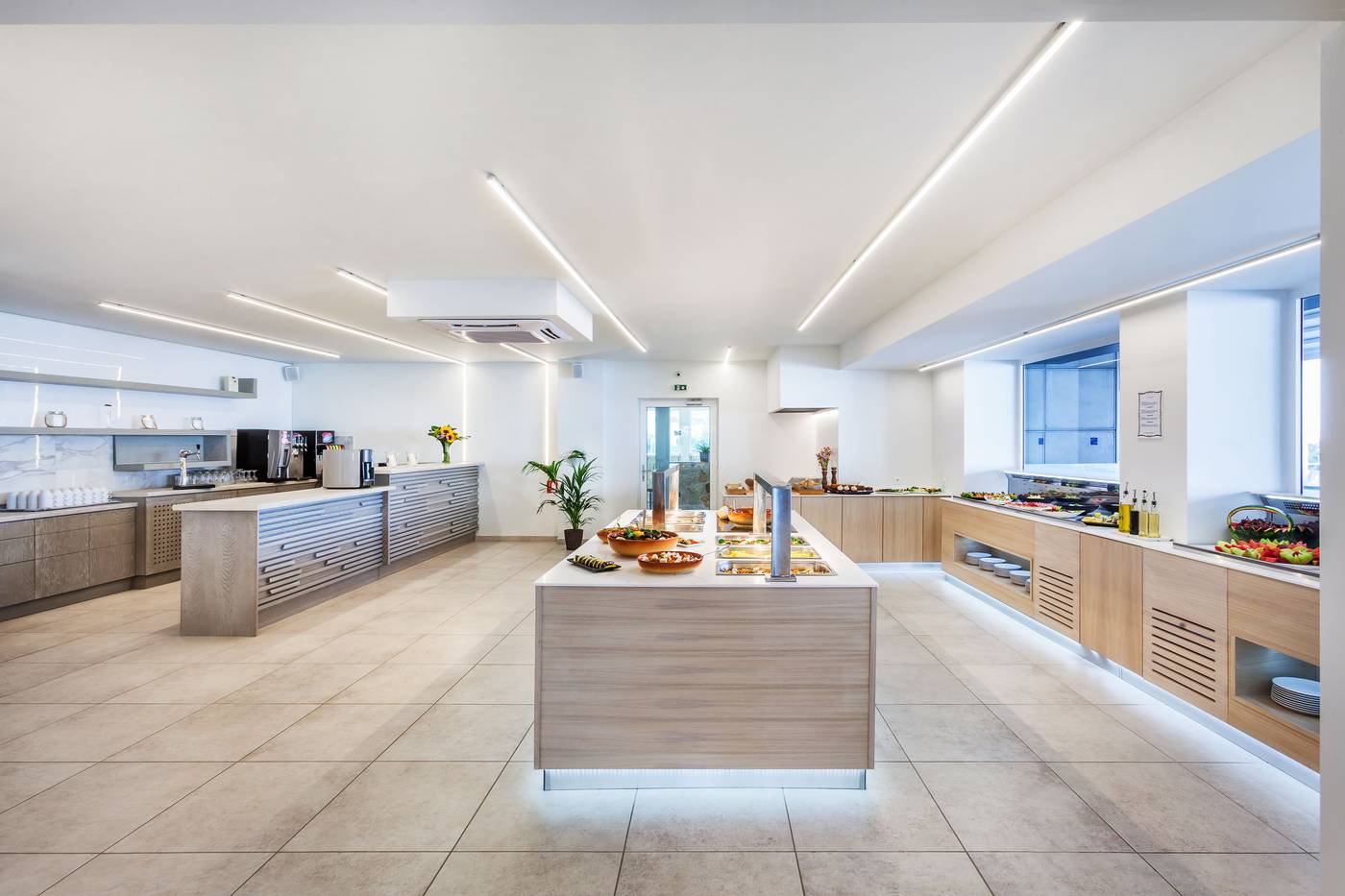 Kriopigi-Restaurant-66