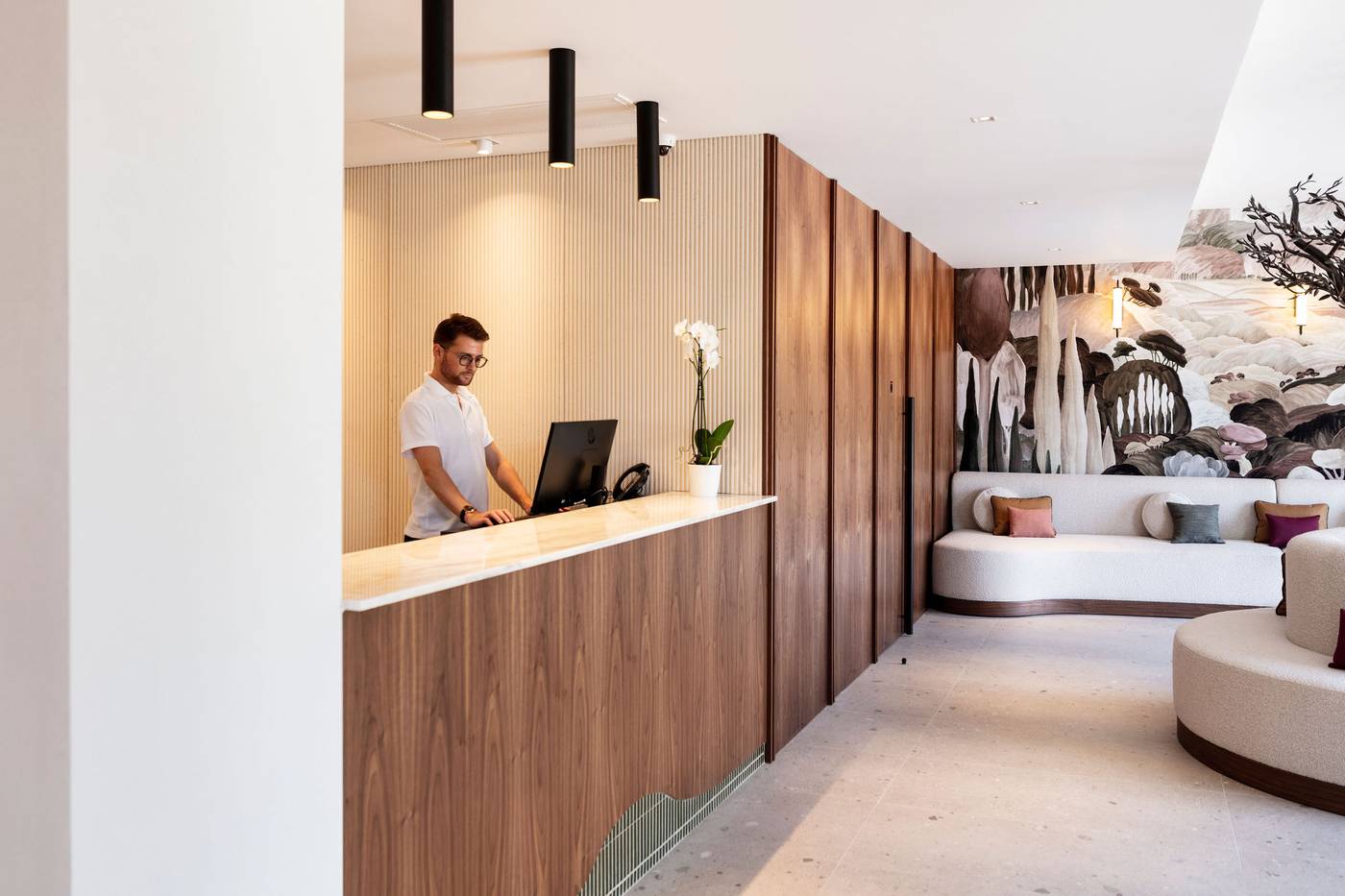 Hotel-du-Parc-Lobby-37