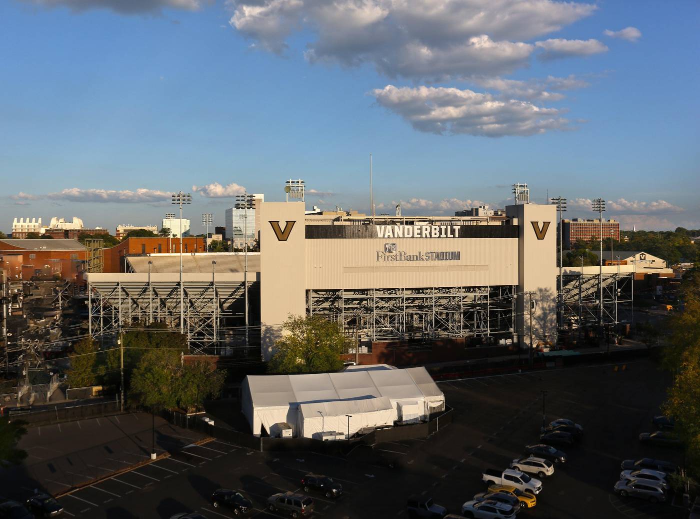 Holiday Inn Nashville-Vanderbilt (Dwtn)-United States-Nashville-General view-2