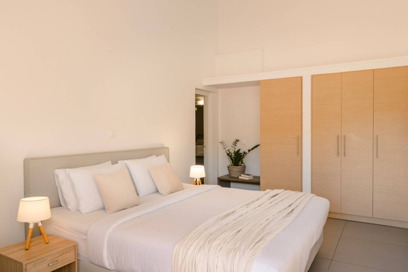 Century-Resort-Apartments-Room-53