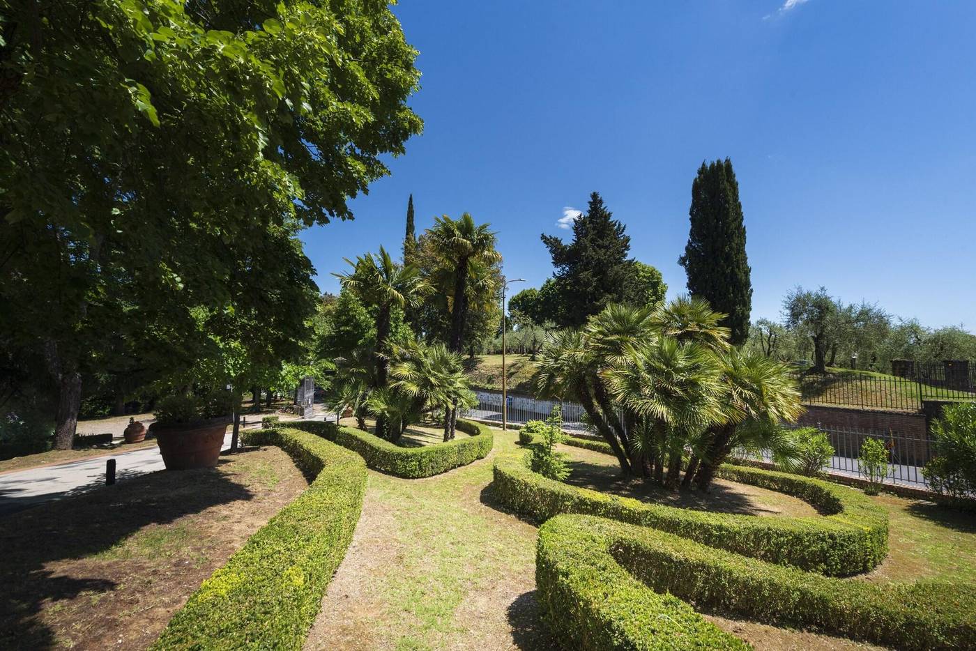 Villa Scacciapensieri-Italy-Siena-General view-4