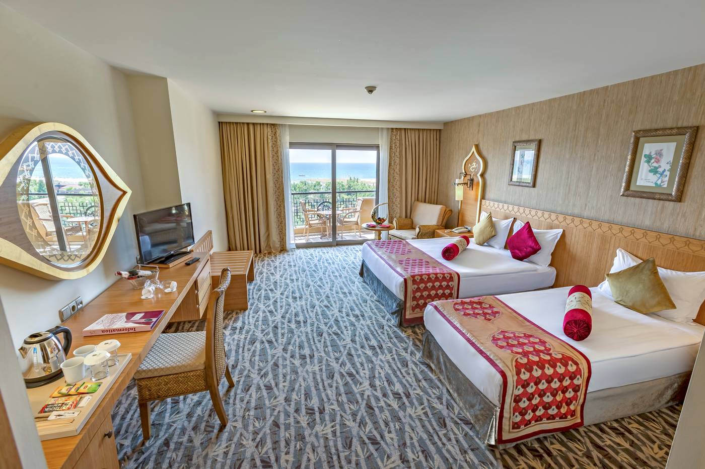 Royal-Dragon-Hotel-Room-27