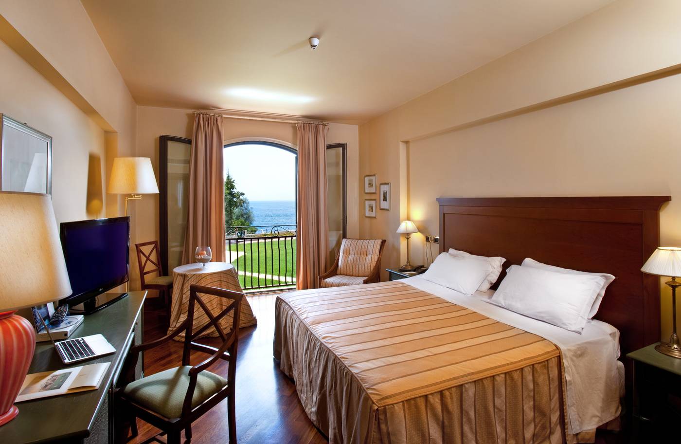 Grand Hotel Baia Verde-Italy-Aci Castello-Room-8
