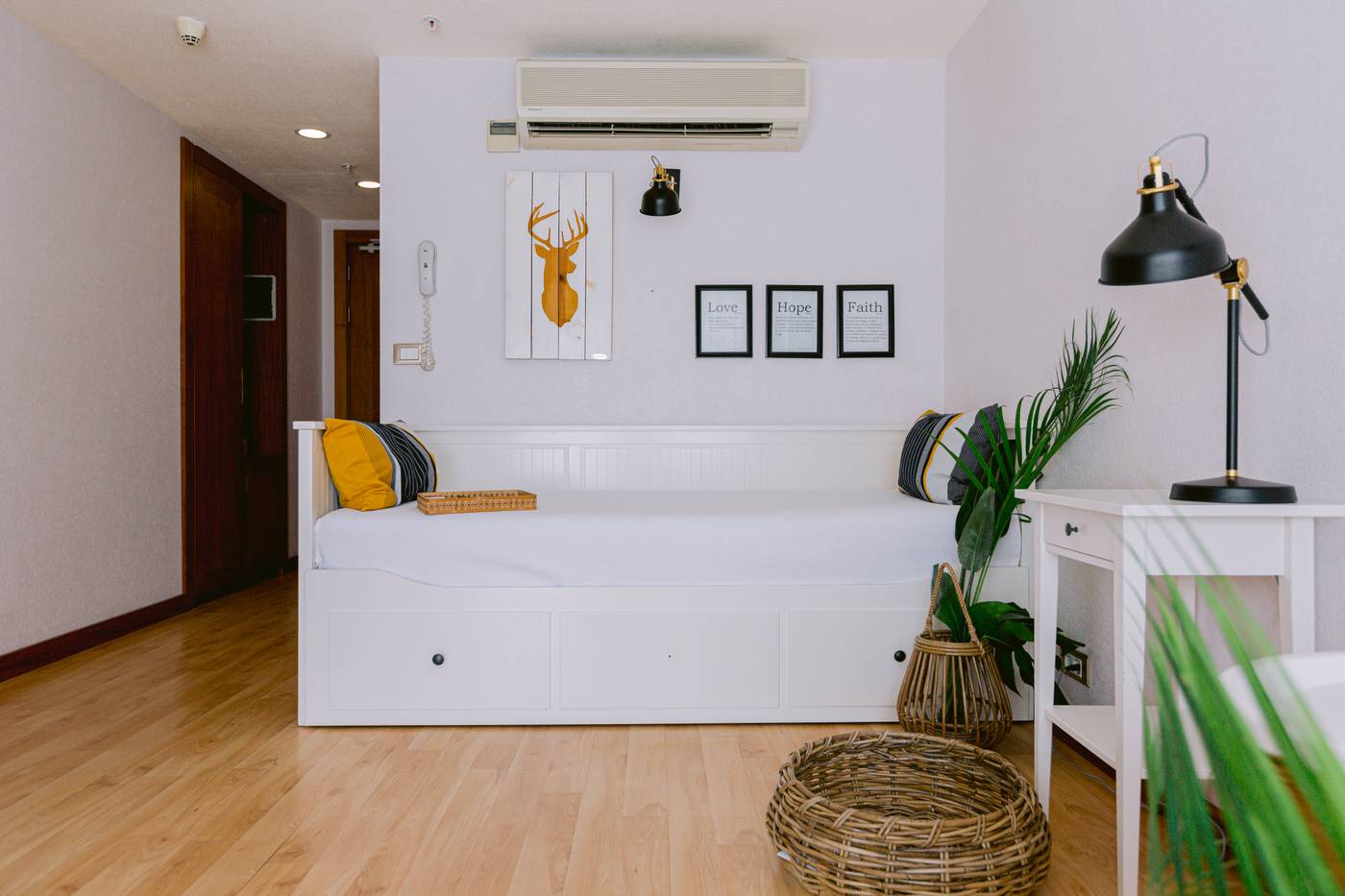 Ilica-Hotel-Spa---Thermal-Resort-Room-38