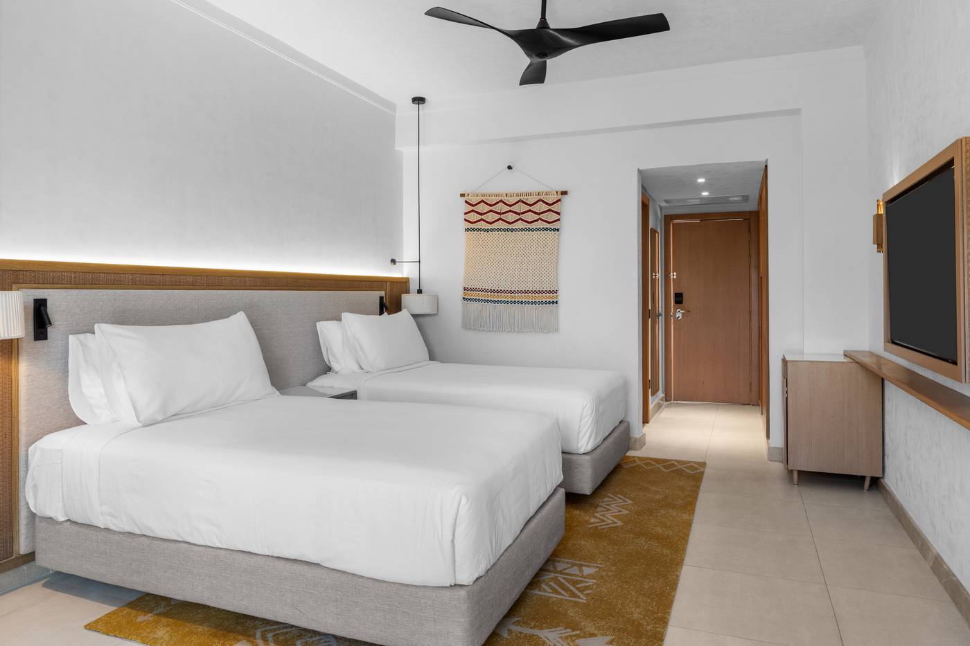 Hilton-Sharks-Bay-Resort-Room-47