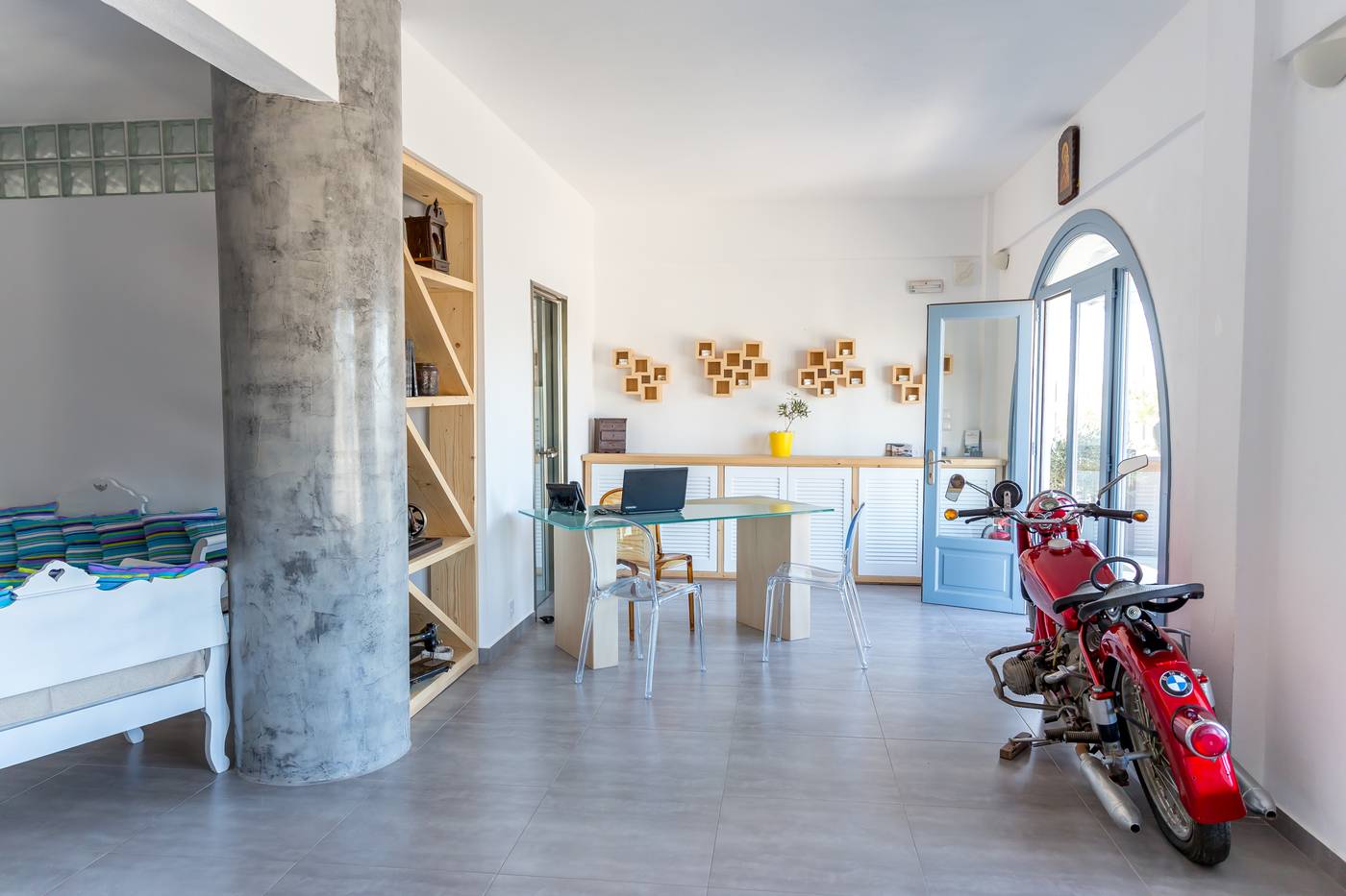 Caldera-Romantica-Lobby-13