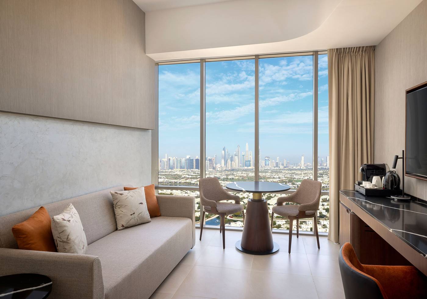 Hotel Local, Autograph Collection 22.12