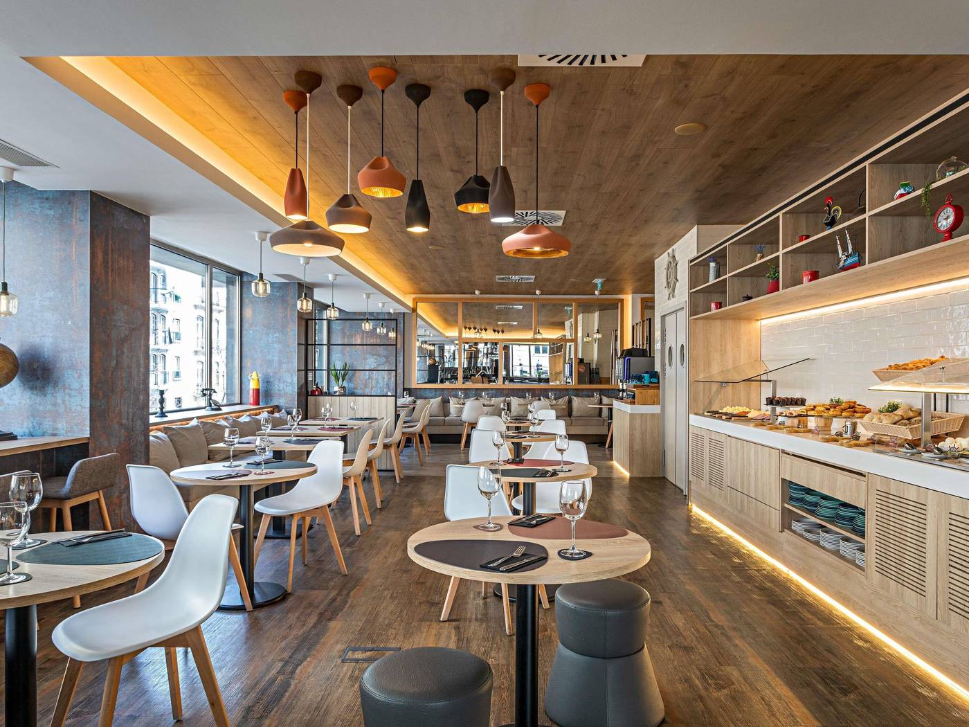 ibis-Styles-Lisboa-Centro-Liberdade-NE-Restaurant-15