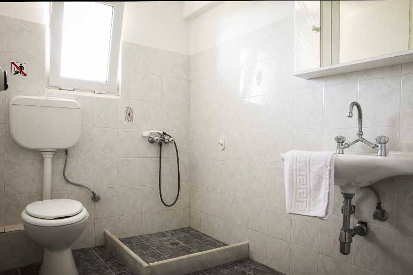 Pegasus-Studio-Room-27