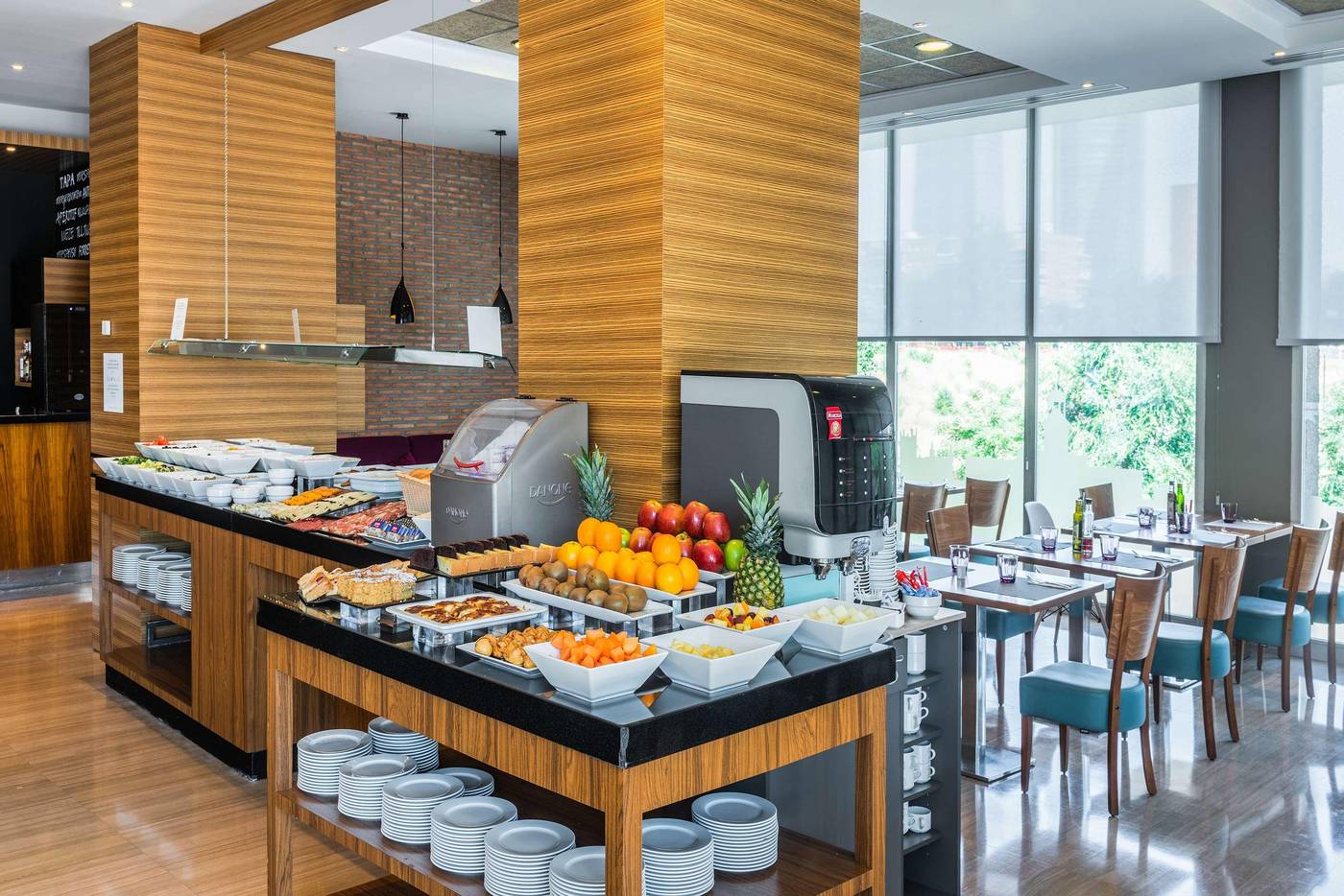 TRYP-Madrid-Chamartin-Hotel-Restaurant-39