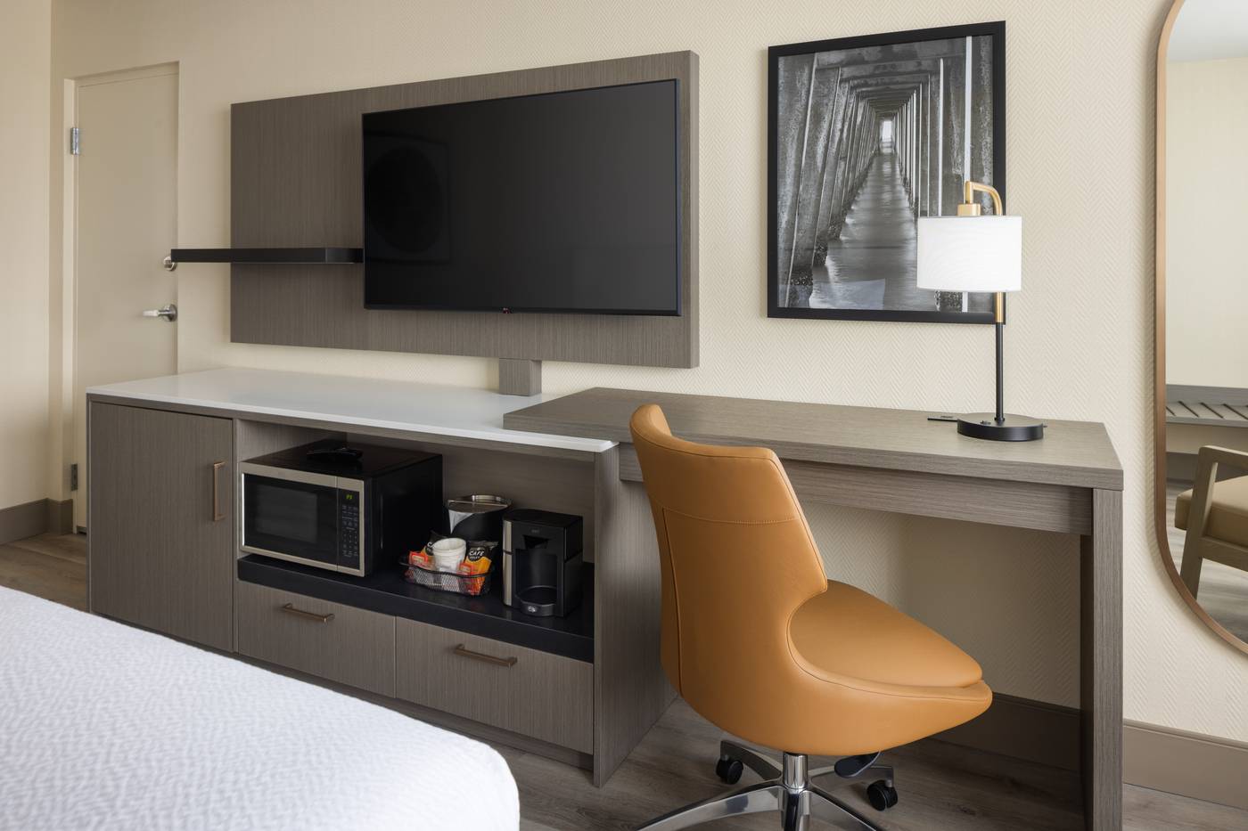  Ramada Plaza International drive 16.01